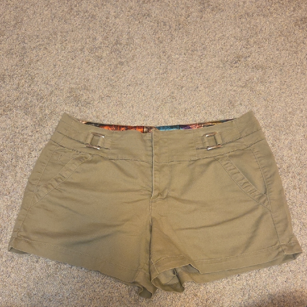 Women's Tan Shorts